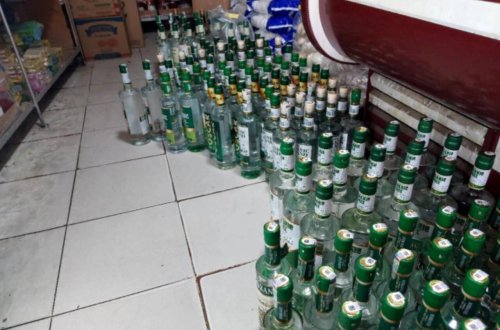 Saxta araqlar satan mağaza aşkarlandı - FOTO