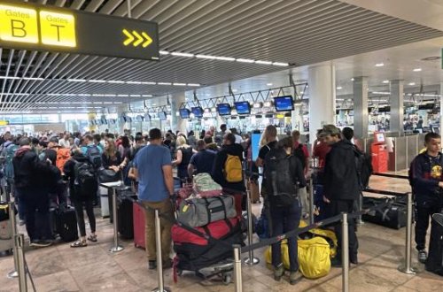 Noyabrın 26-da Brüssel hava limanında bütün reyslər ləğv edilib