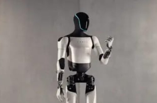 Elon Musk: Süni intellekt və insanabənzər robotlar yoxsulluğun kökünü kəsəcək