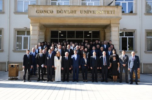 Konstitusiya və Suverenlik İli çərçivəsində Gəncədə ətraf mühitin mühafizəsinə həsr olunmuş elmi-praktiki konfrans keçirilib