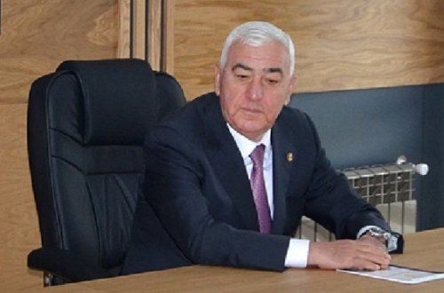 Pirallahı icra hakimiyyətində işçilərdən test imtahanı götürülür - Nəticəsi zəif olanlar işdən çıxarılır