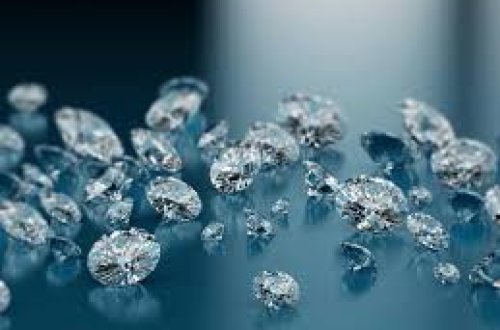 Son altı ayda ölkəyə qanunsuz 1 337 karat brilyant gətirilməsinin qarşısı alınıb