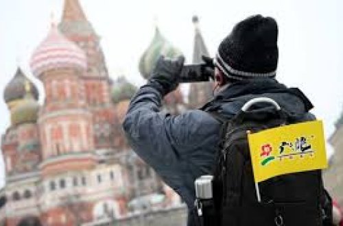 Putin iki ölkənin vətəndaşlarının Rusiyaya vizasız girişinə dair fərman imzaladı