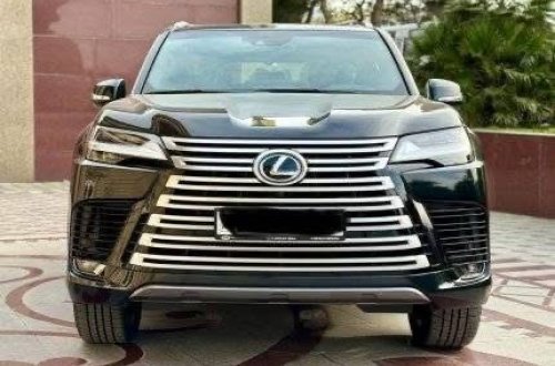 Saleh Məmmədovun mühasibi Müseyib Həmzəyevin 650 minlik avtomobili - FOTO