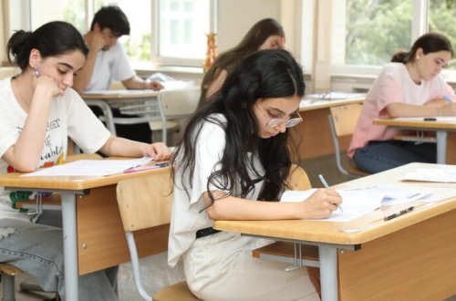 Qəbul imtahanlarının vaxtı dəyişdirilir? - RƏSMİ CAVAB