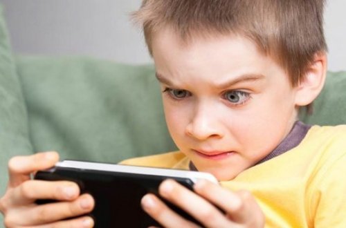 Valideynlərin nəzərinə: Övladlarınızı bu platformalardan qoruyun