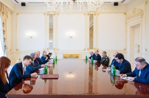 Prezident Birləşmiş Krallığın müdafiə üzrə dövlət nazirini qəbul edib - FOTO