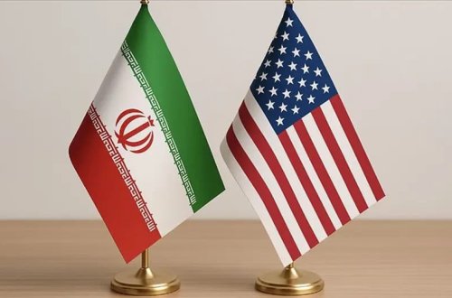 İran ABŞ hərbi gəmilərinə xəbərdarlıq edib