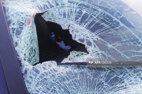 Biləsuvarda avtomobil kanala aşıb, 5 nəfər ölüb