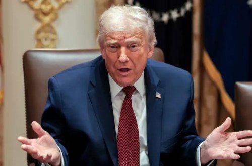 Tramp X sosial media platformasını cərimələdiyinə görə AB-yə qəzəblənib