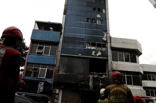 İndoneziyada yanğın faciəsi: 17 nəfər ölüb