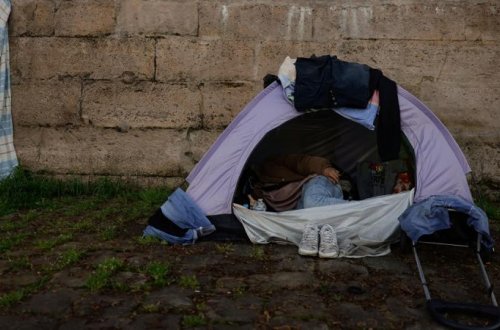 İngiltərədə evsizlərin sayında rekord artım qeydə alınıb