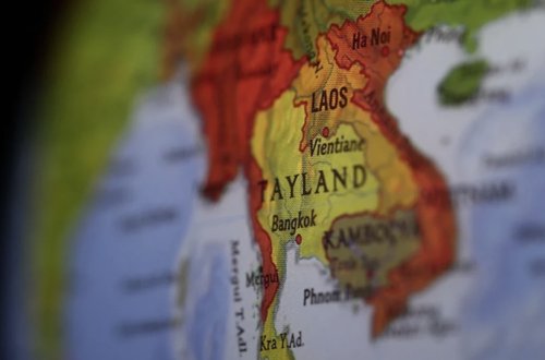 Tayland parlamenti erkən seçkilər üçün buraxdı