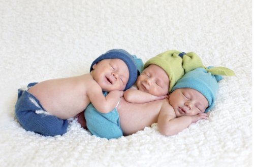 Bu ilin 10 ayında 2 714 əkiz, 81 üçəm doğulub