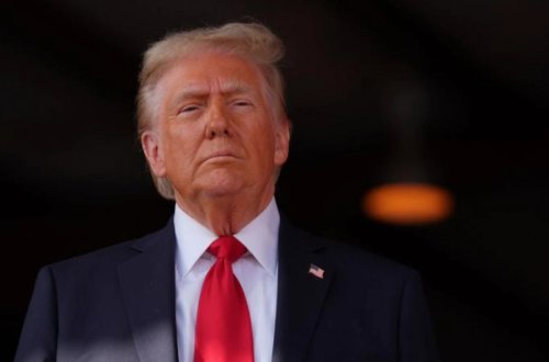 Tramp Tailand və Kambocanı yeni rüsumlarla hədələdi