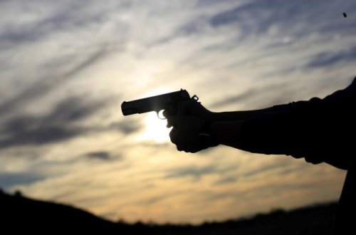 Avstraliya 15 nəfərin ölümü ilə nəticələnən kütləvi atışmadan sonra silah qanunlarını sərtləşdirməyə qərar verdi