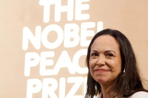 Nobel Sülh Mükafatını qazandı, lakin qaçarkən onurğasını sındırdı