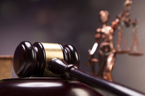 Evinə qanunsuz daxil olub qadına qarşı əxlaqsızlıq edən şəxsə cəza verildi