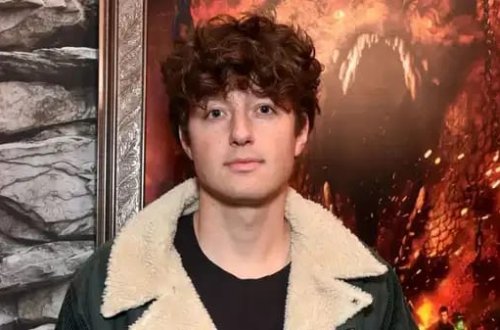 Sosial media fenomeni intihar edib