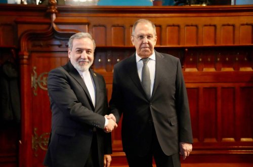 Lavrov və Əraqçi regional məsələləri müzakirə edib
