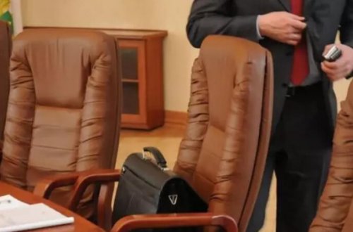 22 xəstəxana direktoru işdən çıxarıldı - BU SƏBƏBƏ GÖRƏ