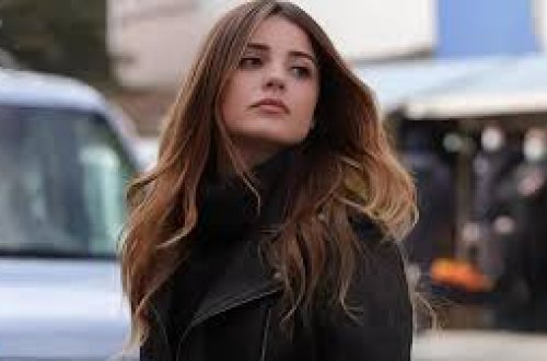 Türkiyədə tanınmış şəxslərə qarşı narkotik əməliyyatı: Məşhur aktrisa Ezgi Eyüboğlu saxlanıldı