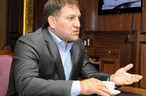 Füzuli Musayev Müdafiə Nazirliyinin komandasını təhqir edib?