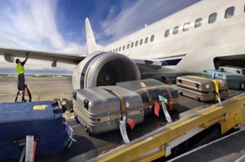 Naxçıvan hava limanında sərnişinlərin qızıllarını oğurlayanlar aeroportun işçiləri olublar - TƏFƏRRÜAT