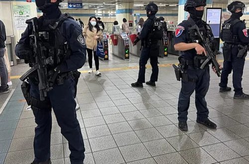 Tayvan: Tüstü bombası və bıçaqlı hücumda ölənlərin sayı 3-ə çatıb