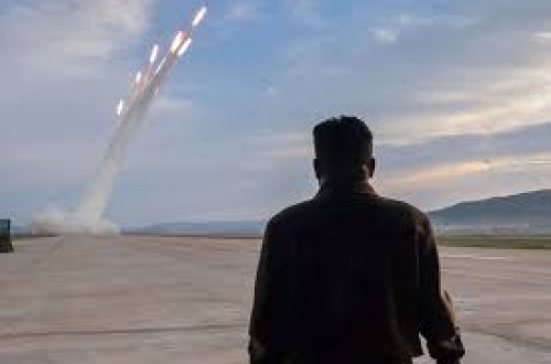 Pxenyan yeni zenit raketlərini sınaqdan keçirdi