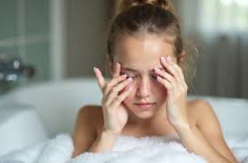 Qrip zamanı isti vanna qəbul etmək təhlükəlidir