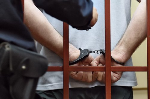 Antalyada bələdiyyədə korrupsiya əməliyyatı keçirilib, 10 şübhəli saxlanılıb