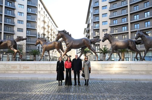 Prezident ailəsi ilə “Bakı Ağ Şəhər”də olub - FOTOLAR