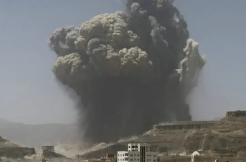 Səudiyyə Ərəbistanı Yəməndə limanı bombaladı