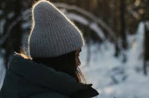 Rusiyalı həkimdən qışda papaqsız gəzməyi xoşlayanlara XƏBƏRDARLIQ