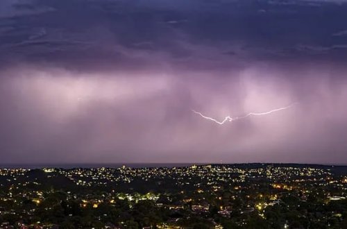 Cənubi Afrikada ildırım 2 nəfərin həyatına son qoyub