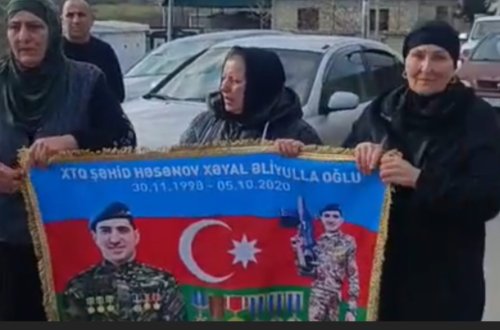 Şabran rayonunda şəhidlərin ruhuna hörmətsizlik: Şəhid anası yolu bağlayaraq etiraz etdi