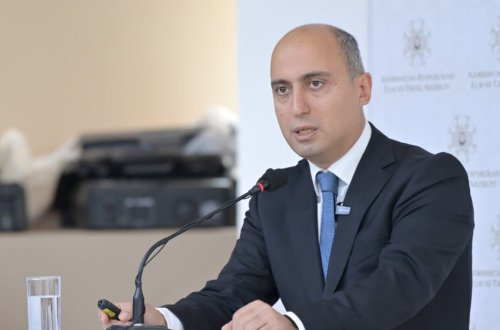 Azərbaycan təhsilində utancverici mənzərə – məktəbdə molla nigahı qalmaqalı