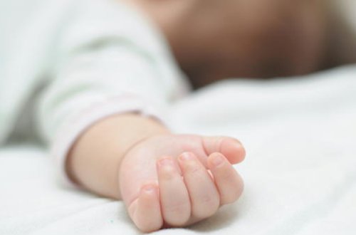 Nənə, baba və azyaşlı nəvə dəm qazından zəhərləndi - Ölən var