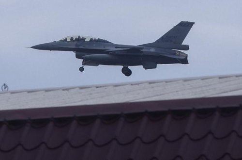 Tayvanda F-16 qırıcı təyyarəsi təlim uçuşu zamanı qəzaya uğrayıb