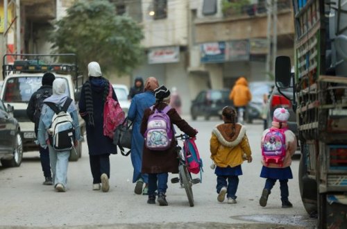 Suriyada devrilmiş rejim zamanı ailələrindən ayrılan 150 uşaq ailələrinə qovuşdu