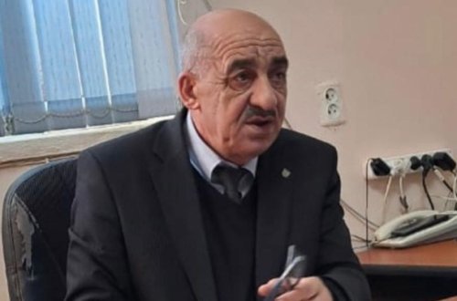 Məktəb direktoru dünyasını dəyişdi