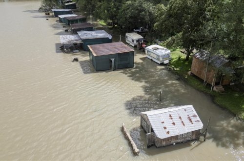 Cənubi Afrikada daşqınlar nəticəsində 37 nəfər ölüb