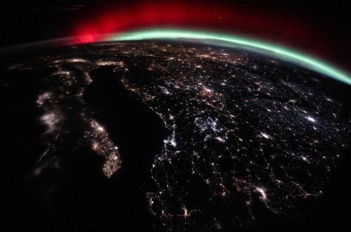 NASA Avropa üzərindəki şimal işıqlarını paylaşdı