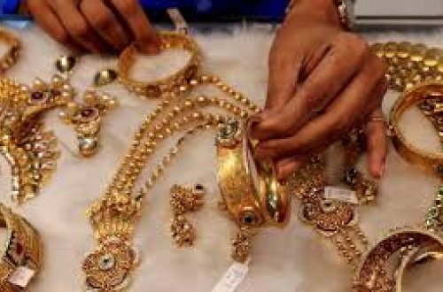 Türkiyədən qanunsuz yolla ölkəyə 780 min manatlıq qızıl gətirən şəxsə HÖKM OXUNDU