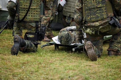 Rusiya Ukraynaya 1000 hərbçinin meyitini təhvil verib