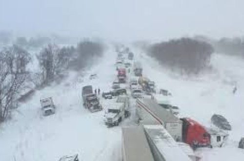 Şimal Karolinada qar kabusu: Həftəsonu 1000-dən çox qəza, iki ölü