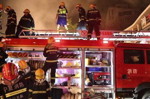 Çində dəmir yolu körpüsü uçub: 5 nəfər ölüb