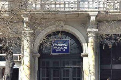 AYB-dən 30-a yaxın şair və yazıçı xaric edildi - SƏBƏB