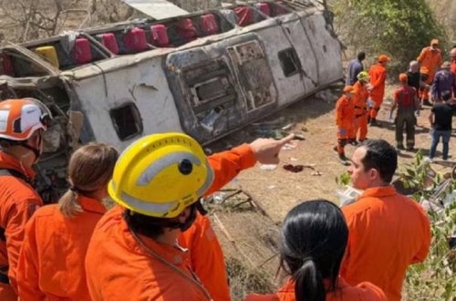 Braziliyada avtobus aşdı: 16 nəfər ölüb, 44 nəfər yaralanıb